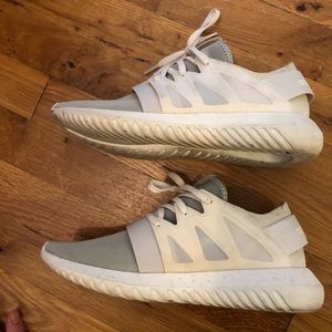 Adidas Chalk White Tubular Viral Sneaker
